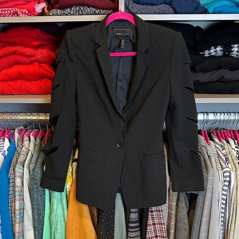 BCBGMaxazria black long slashed sleeve one button closure blazer size S